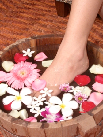 How To Make Fruit Enzyme Foot Soak - Relax A Little Bit